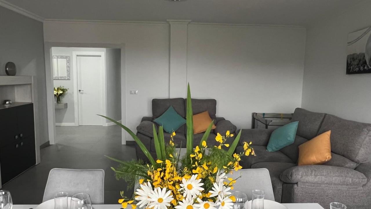 Apartamentos Maria De Lucia-Piso 2º Arou ภายนอก รูปภาพ