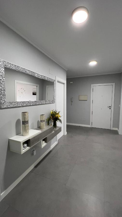 Apartamentos Maria De Lucia-Piso 2º Arou ภายนอก รูปภาพ